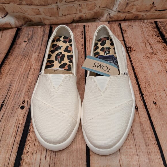Tom's Alpargata Mallow Casual White Canvas Slip-On Shoes with Leopard Insole 6 - Picture 1 of 12